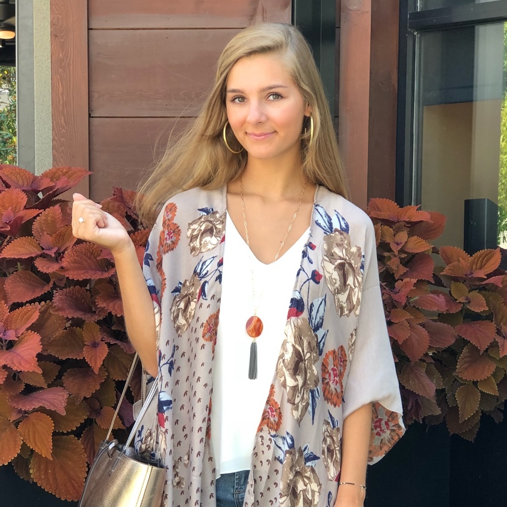 Meet your Posher, Caroline